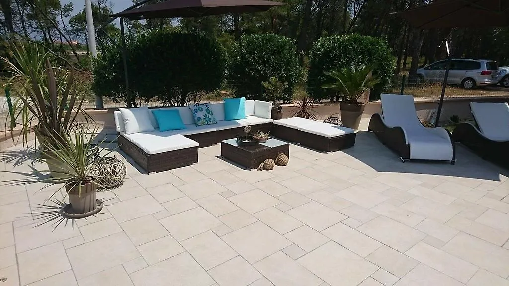 Apartments Duranca Privlaka  Kroatien